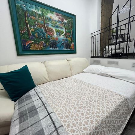 ナポリ Arco Dei Borboni Bed & Breakfast エクステリア 写真