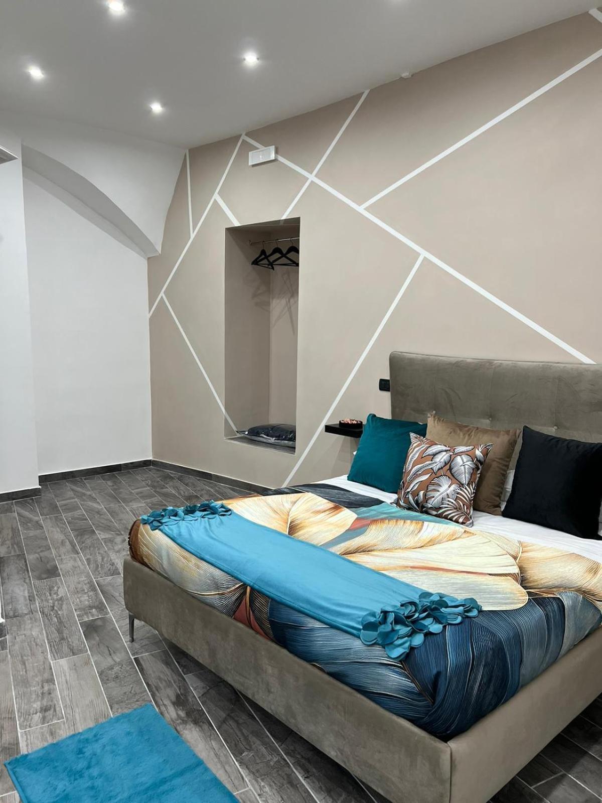 ナポリ Arco Dei Borboni Bed & Breakfast エクステリア 写真
